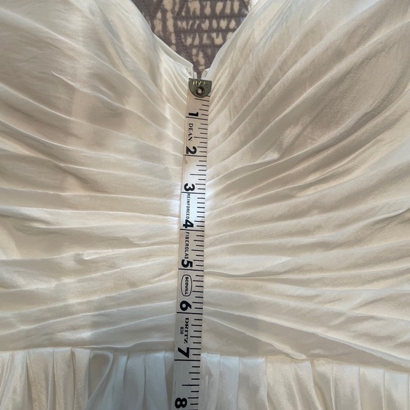 Custom Bridal Wedding Gown with Train | Ivory | Size fits like a 6 (no tag) - Picture 10 of 12